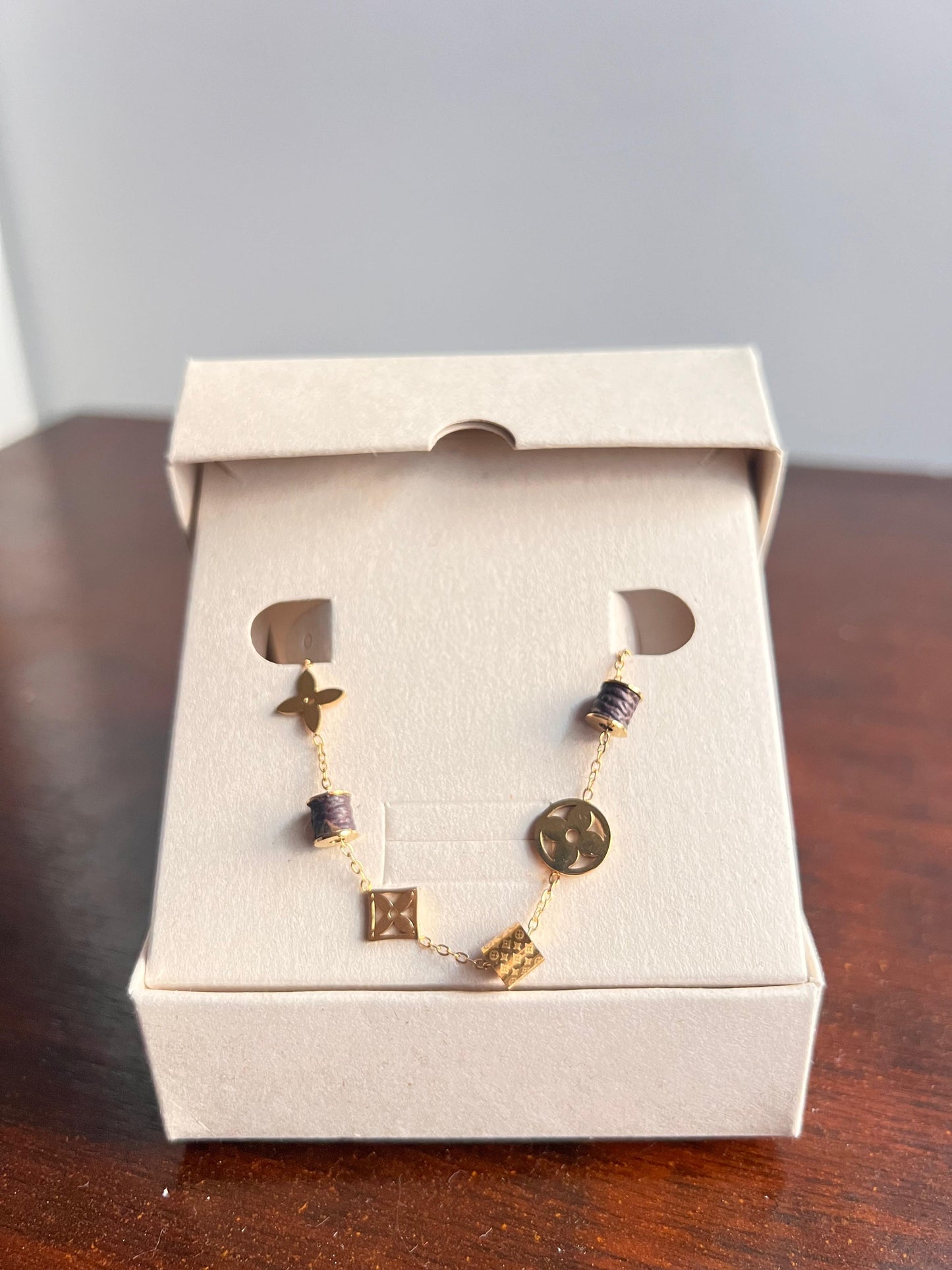 Pulsera LV Mujer