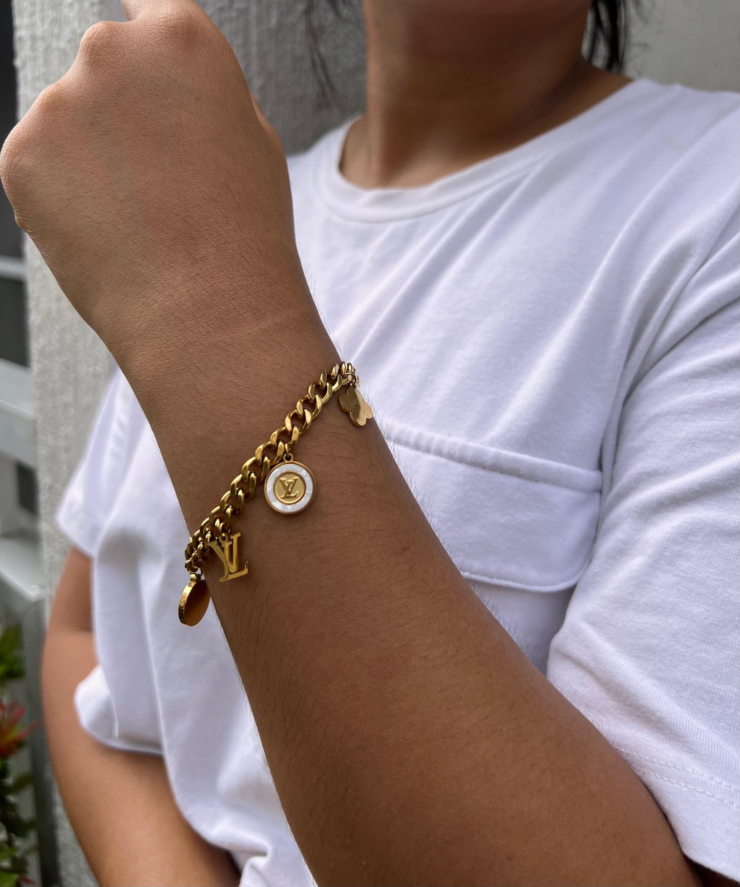 Pulsera LV-2 Mujer