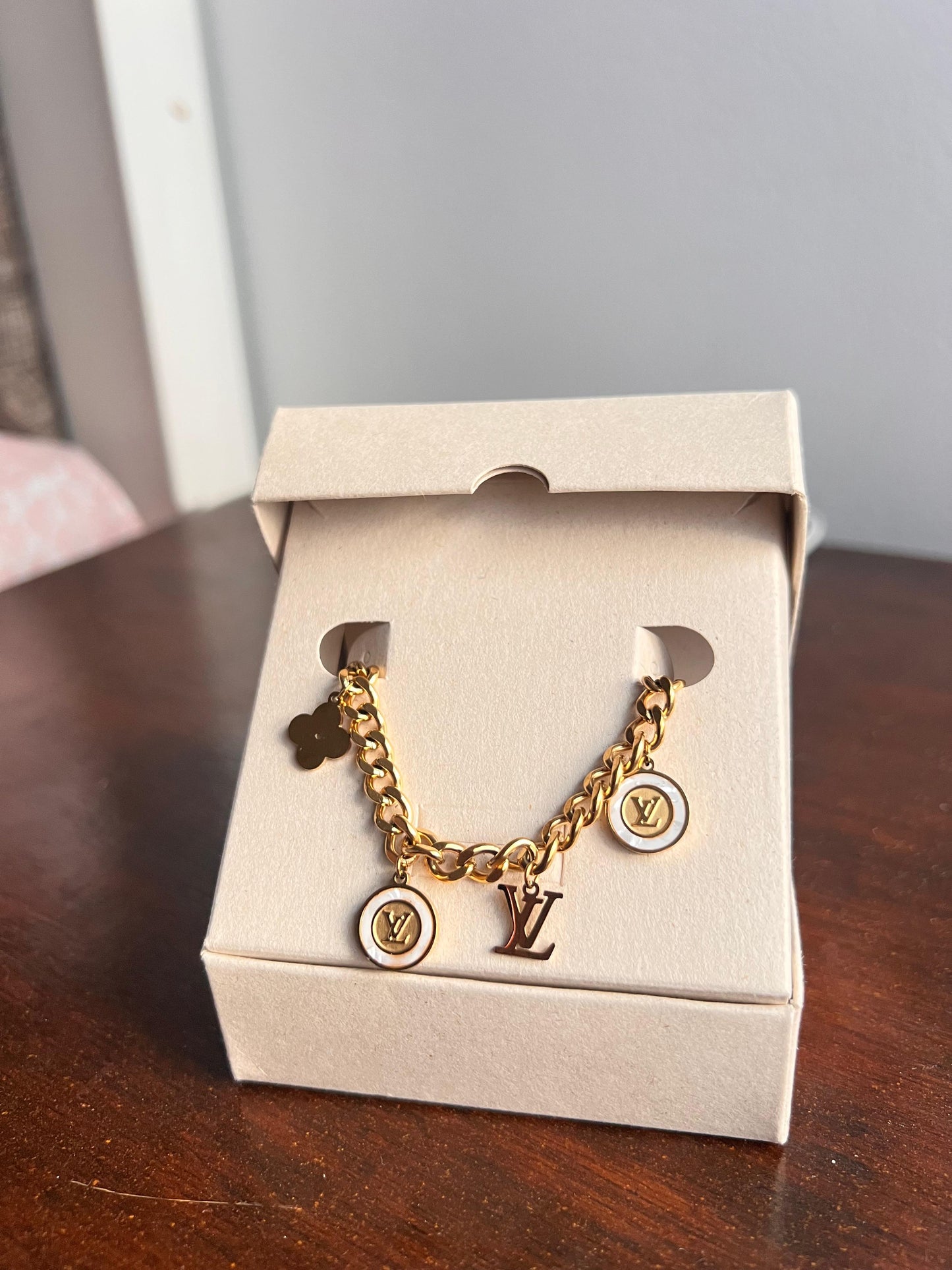 Pulsera LV-2 Mujer