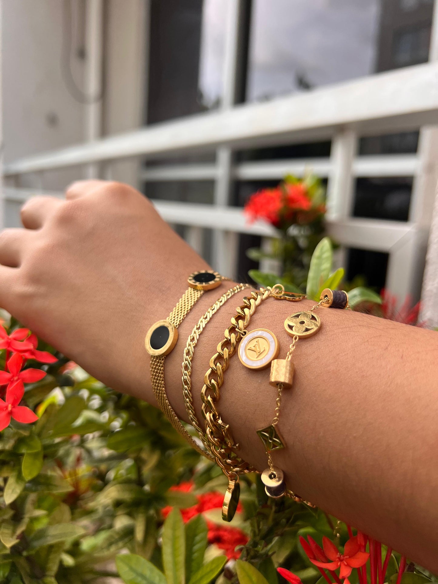 Pulsera BV  Mujer